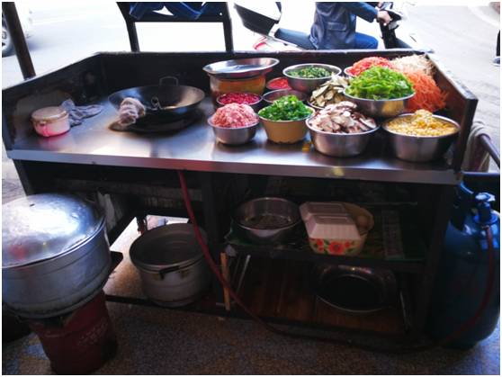 突击回访食品经营三期红黑榜 餐饮店整改结果揭晓，哪些店吃得放心？